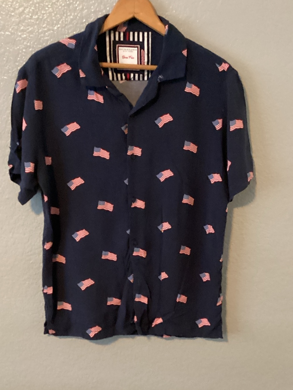 Denim & Flower Navy Short-Sleeve Button Shirt with Flag Print